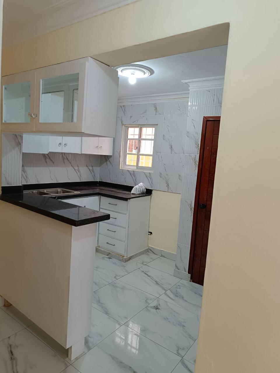 VENDO HERMOSA CASA DE 2 NIVELES EN LUCERNA Foto 7237858-10.jpg