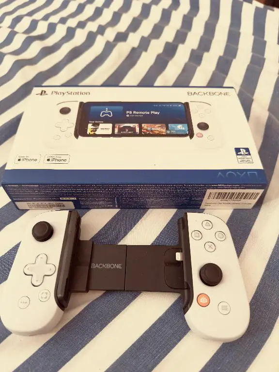 SONY PLAYSTATION BACKBONE CONTROL IPHONE Foto 7237868-1.jpg