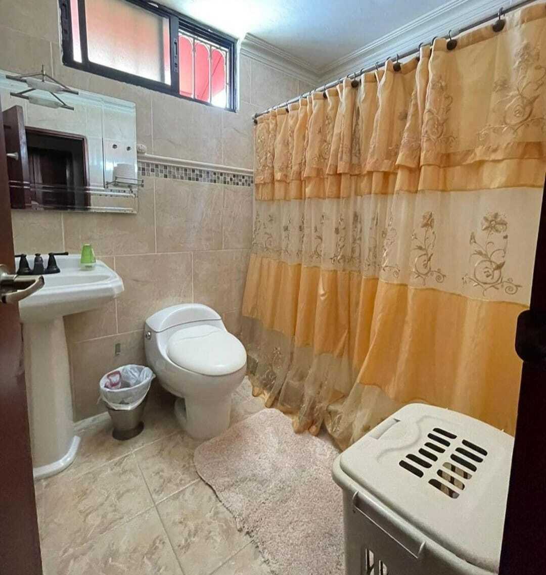 VENTA DE MARAVILLOSA CASA EN AV. INDEPENCENCIA Foto 7237898-3.jpg
