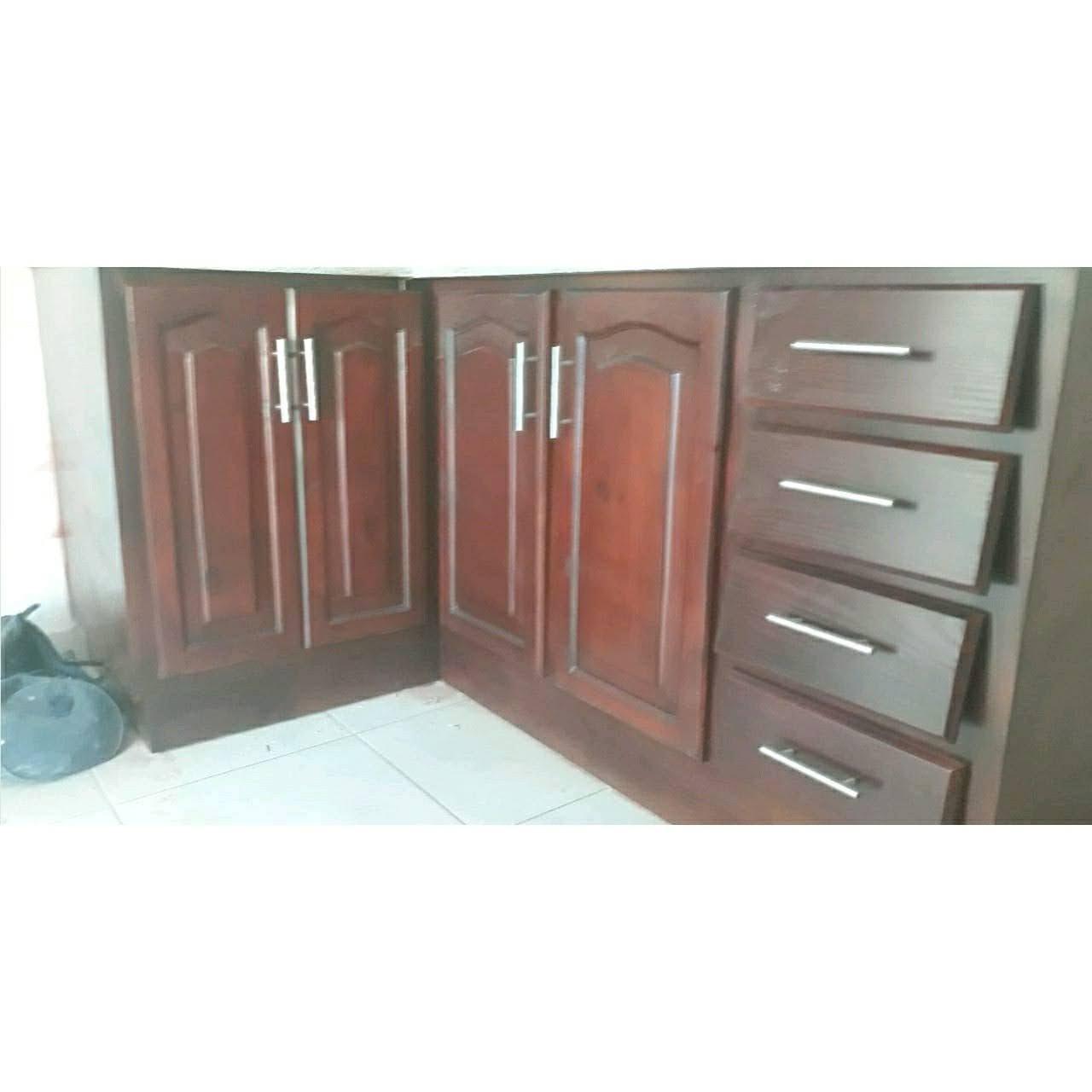 Gabinete de cocina en madera  Foto 7237950-1.jpg