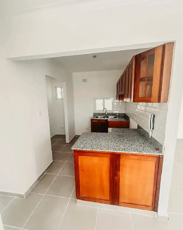 SE VENDE APARTAMENTO EN RESIDENCIAL PASEO DEL SOL SANTO DOMINGO ESTE Foto 7238028-7.jpg