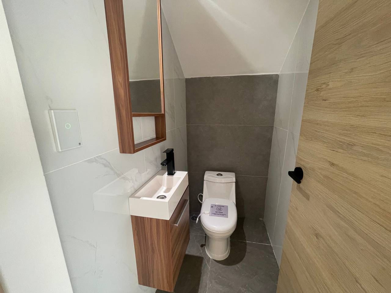 VENDO Proyecto De Villas De 2 Niveles Con Linea Blanca Incluida En Pun Foto 7238106-4.jpg