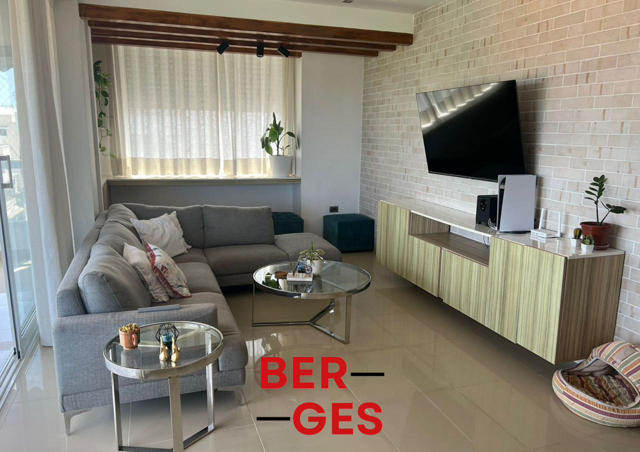 Apartamento en VENTA en El Cacique 4to piso 3-Hab 2-Baños 2 Parqueos L Foto 7238221-2.jpg