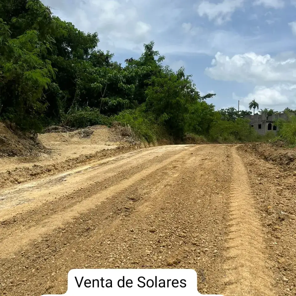 Nuevo Proyecto de Solares con Titulos Prox Ney Arias Lora y Av C de Ga Foto 7238227-5.jpg