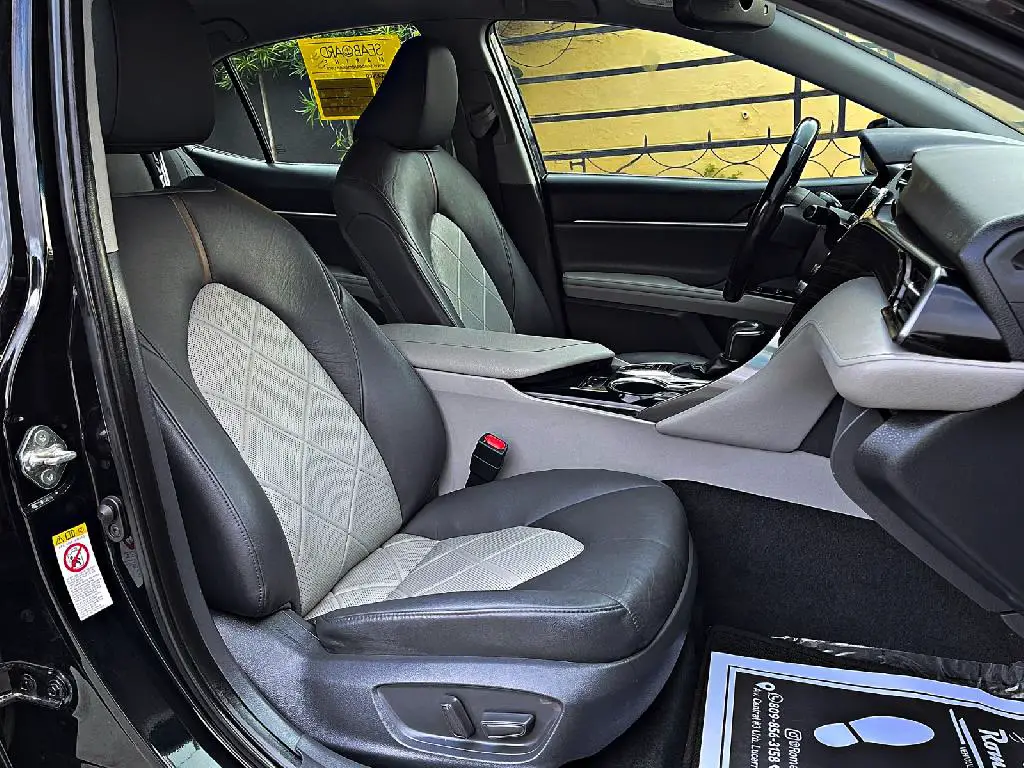 TOYOTA CAMRY XLE 2019!!! en Santo Domingo Este Foto 7238275-4.jpg