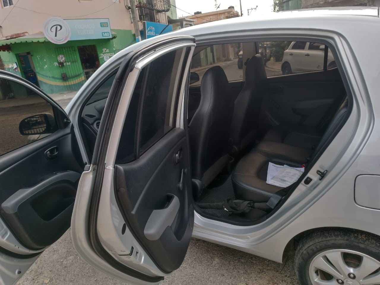Hyundai i10 2014 Foto 7238294-1.jpg