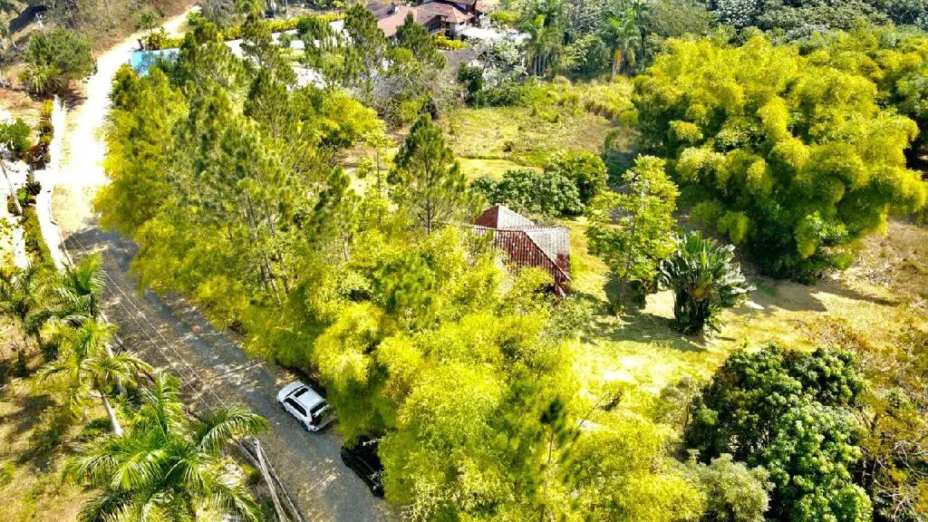 Grandioso terreno ubicado en una de las zonas mas exclusivas de Jarara Foto 7238298-4.jpg