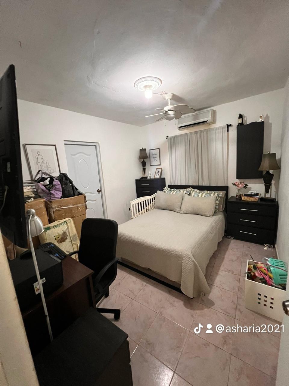 Casa en venta a 2 minutos de la Sirena en Santo Domingo Norte en el Se Foto 7238746-2.jpg