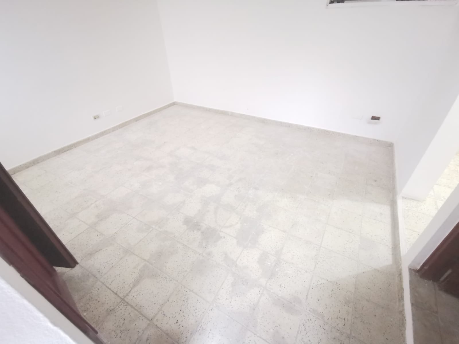 Rento habitación vacía sin parqueo sin Área de lavado Av Romulo Betanc Foto 7238834-2.jpg