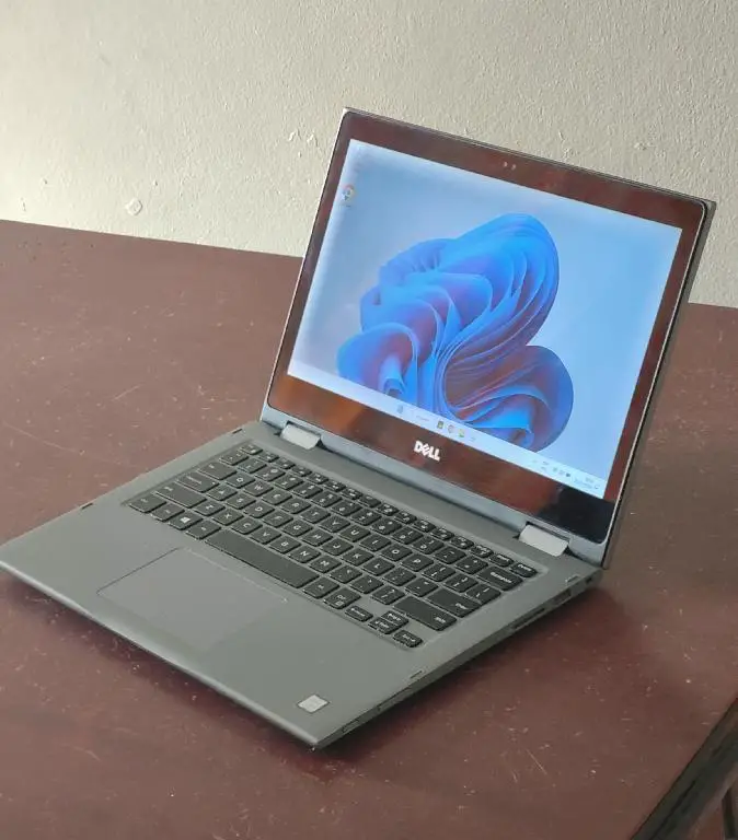 Laptop 2in1 Dell Inspiron 13 Core i5 8th Gen 256GB SSD 8GB RAM Touchsc Foto 7238911-3.jpg