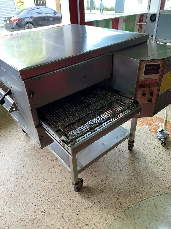 HORNO MYDDLEBY MARSHALL DE 16 PULG CONVEYOR Foto 7239115-2.jpg