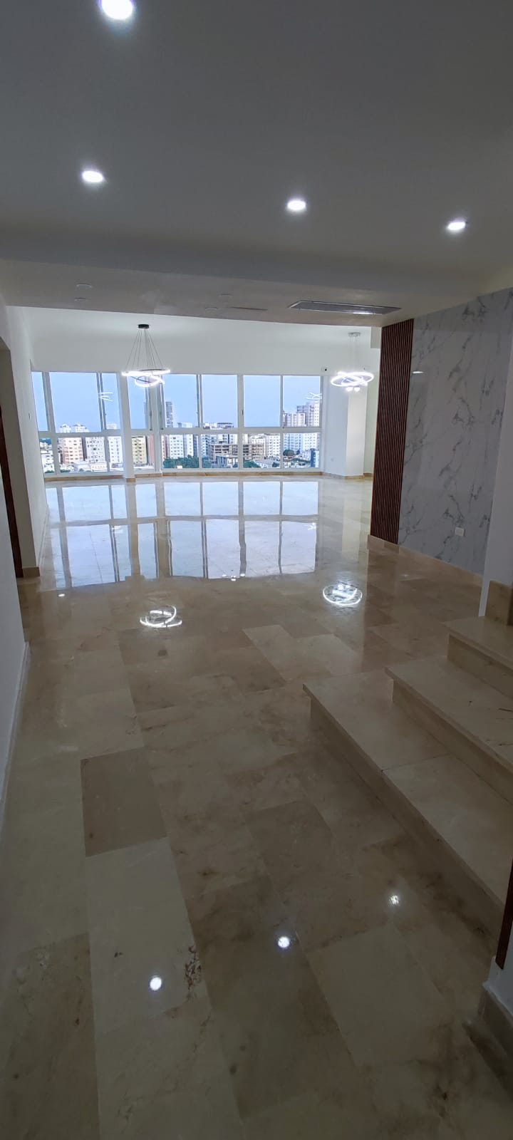 PENTHOUSE EN VENTA EN EL SECTOR EVARISTO MORALES Foto 7239130-5.jpg