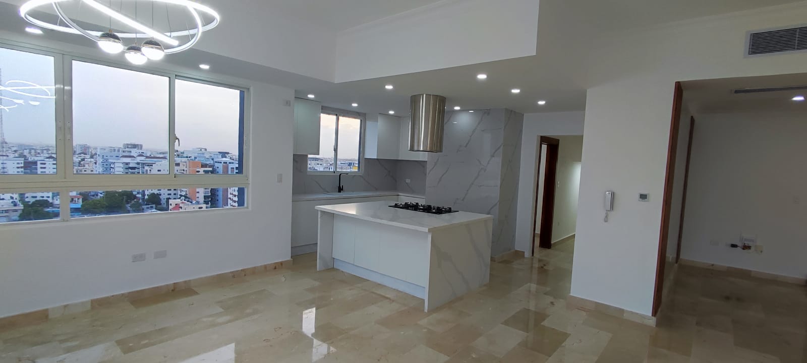 PENTHOUSE EN VENTA EN EL SECTOR EVARISTO MORALES Foto 7239130-7.jpg