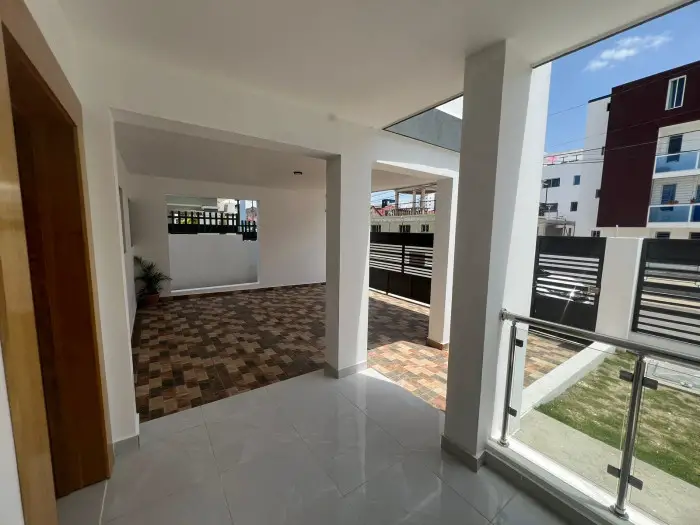 EN VENTA CASA EN JARDINES DEL SUR  HISPANOAMERICANA Foto 7239133-6.jpg