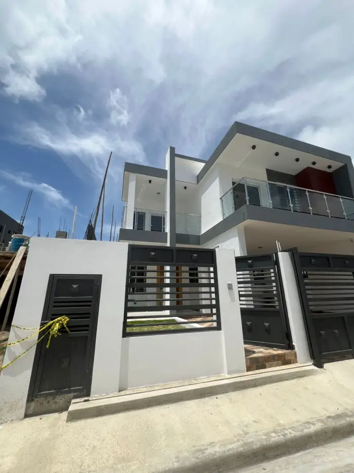 EN VENTA CASA EN JARDINES DEL SUR  HISPANOAMERICANA Foto 7239133-8.jpg