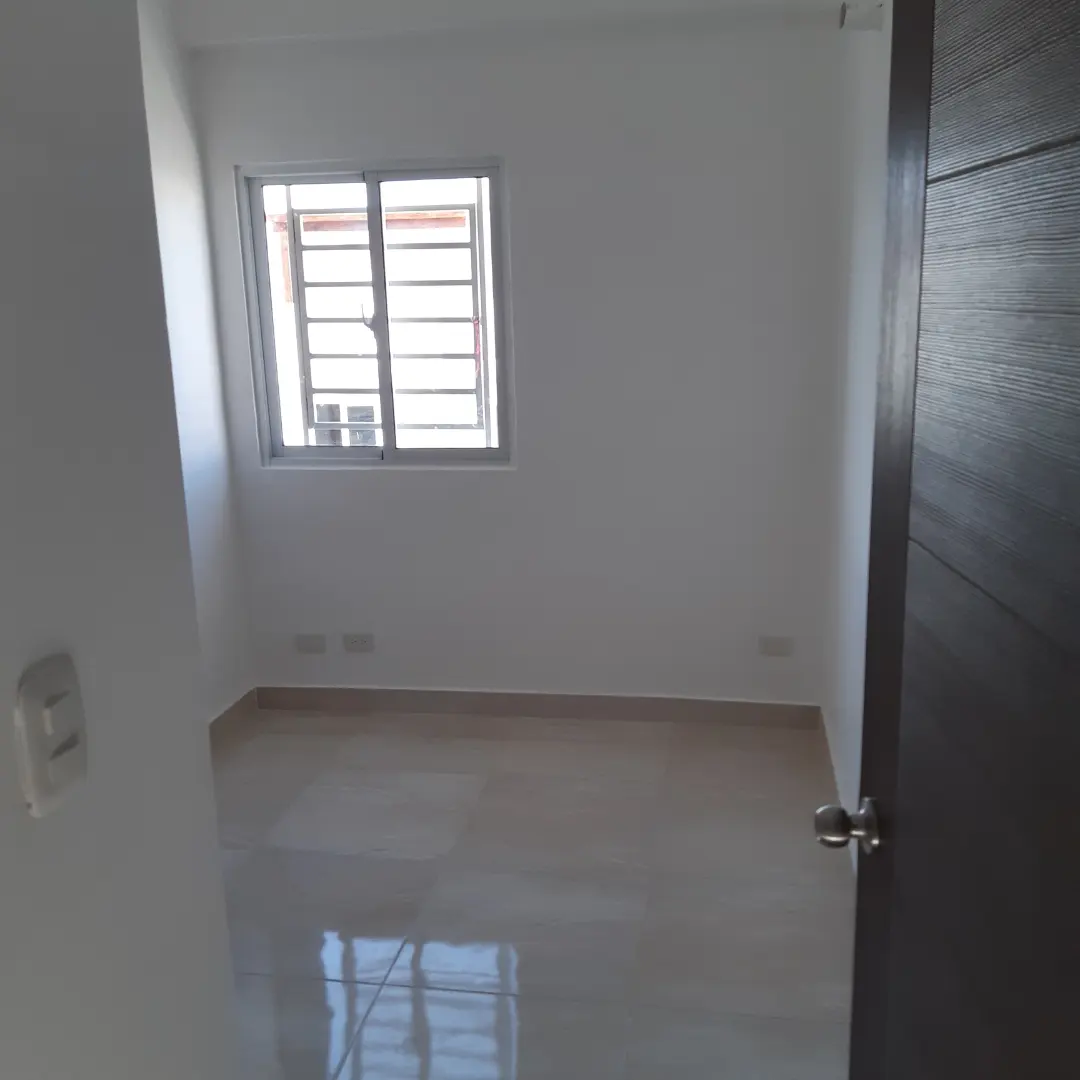Se vende apartamento en Santo Domingo Oeste  Foto 7239286-4.jpg