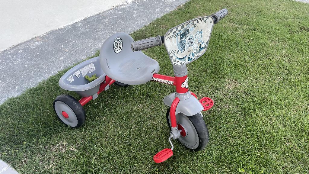 Velocipedo para bebes 1-3 años Foto 7239287-1.jpg