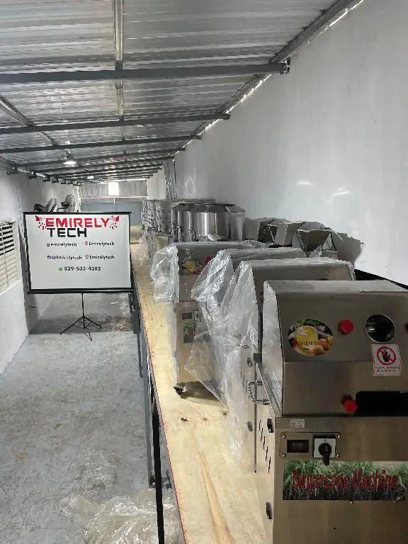 Maquina extractor trapiche de jugo caña con bateria interna recargable Foto 7239417-4.jpg