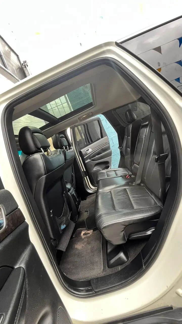 JEEP GRAND CHEROKEE NITIDA 2012 Foto 7239543-6.jpg