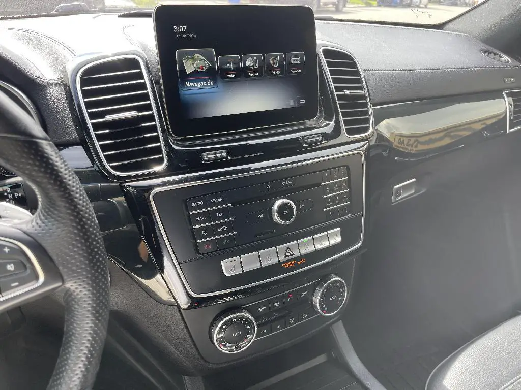 Mereces Benz 450 GLS Foto 7239568-9.jpg