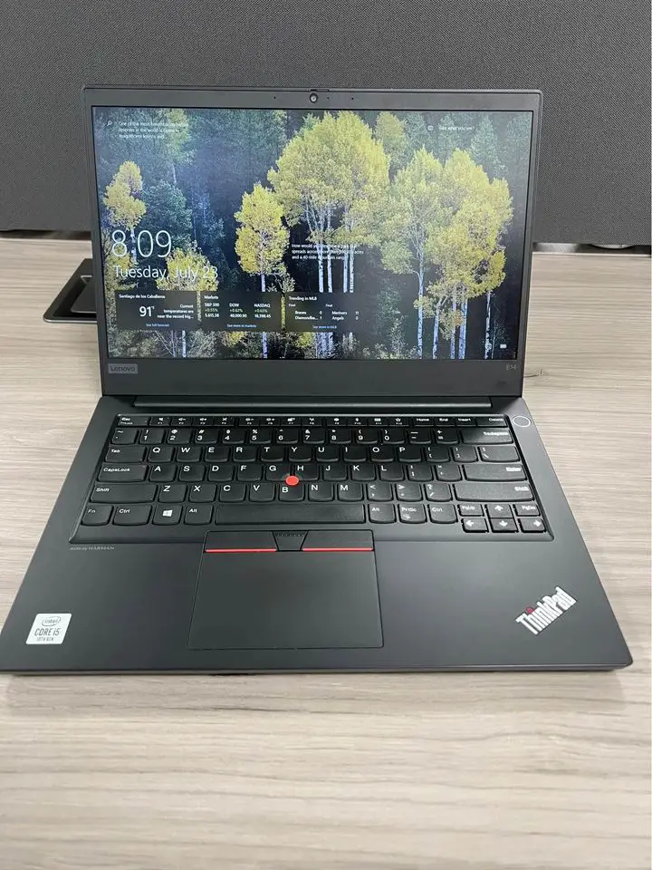 Lenovo ThinkPad E14  Foto 7239642-1.jpg