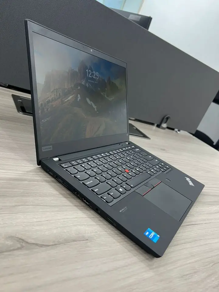 Lenovo ThinkPad T14  Foto 7239645-2.jpg