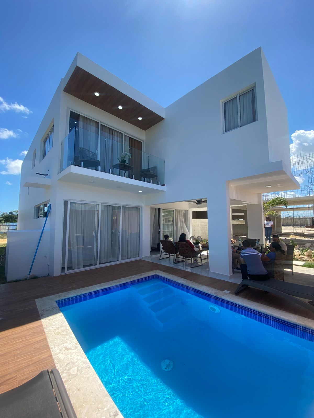 Villas en Punta Cana de dos niveles y tres habitaciones Foto 7239683-4.jpg