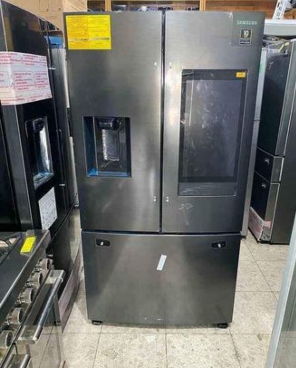 Nevera samsung 3 Puerta INVERTER  con pantalla Digital Foto 7239805-1.jpg