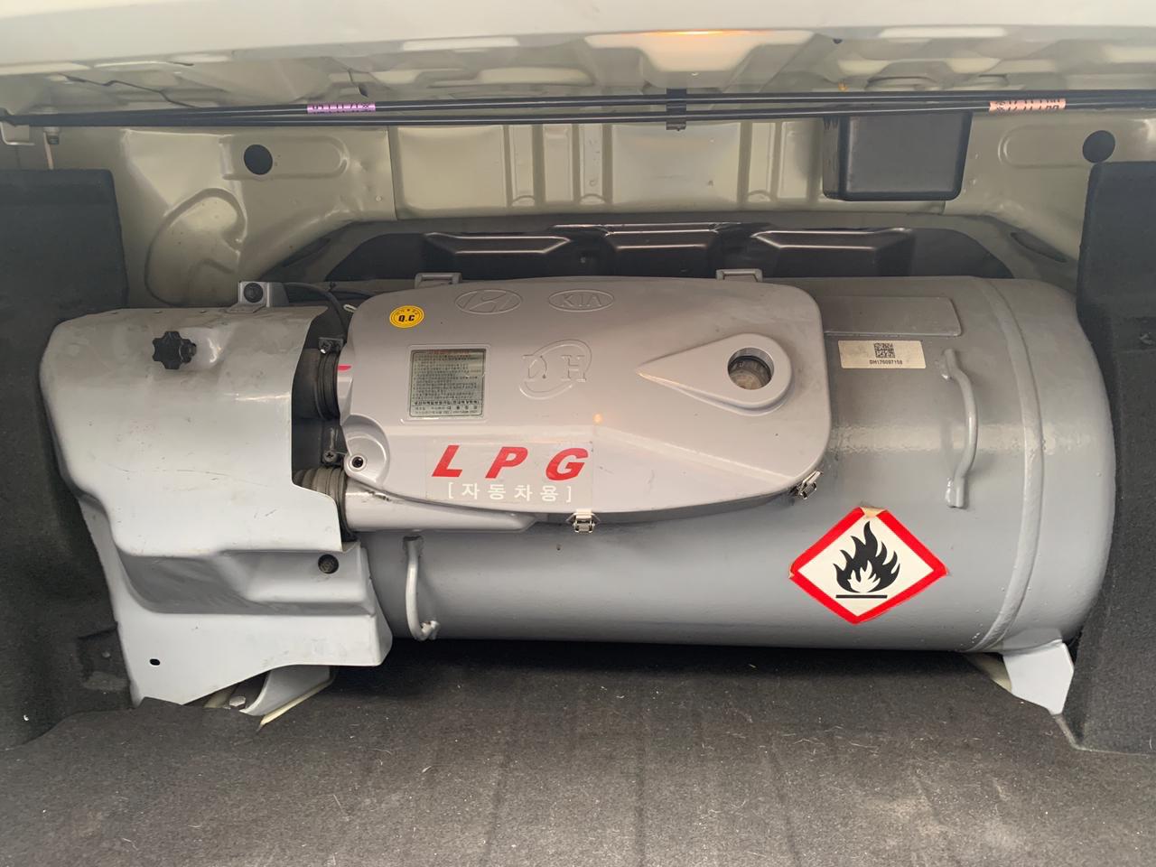KIA K5 2018 GLP GRIS DE FRABRICA  Foto 7240085-10.jpg
