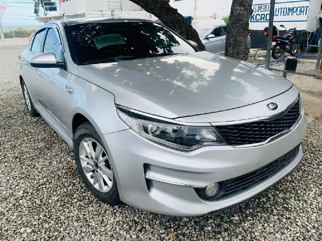 KIA K5 2018 GLP GRIS DE FRABRICA  Foto 7240085-8.jpg