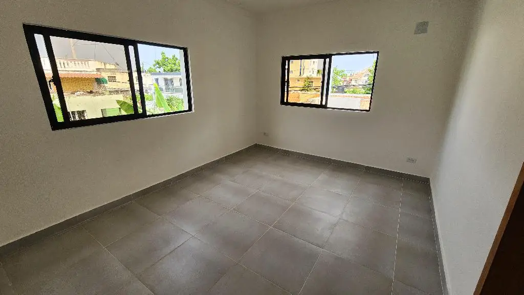 Casa en venta en brisa oriental nueva de 3 niveles a paso de la av eco Foto 7240168-6.jpg