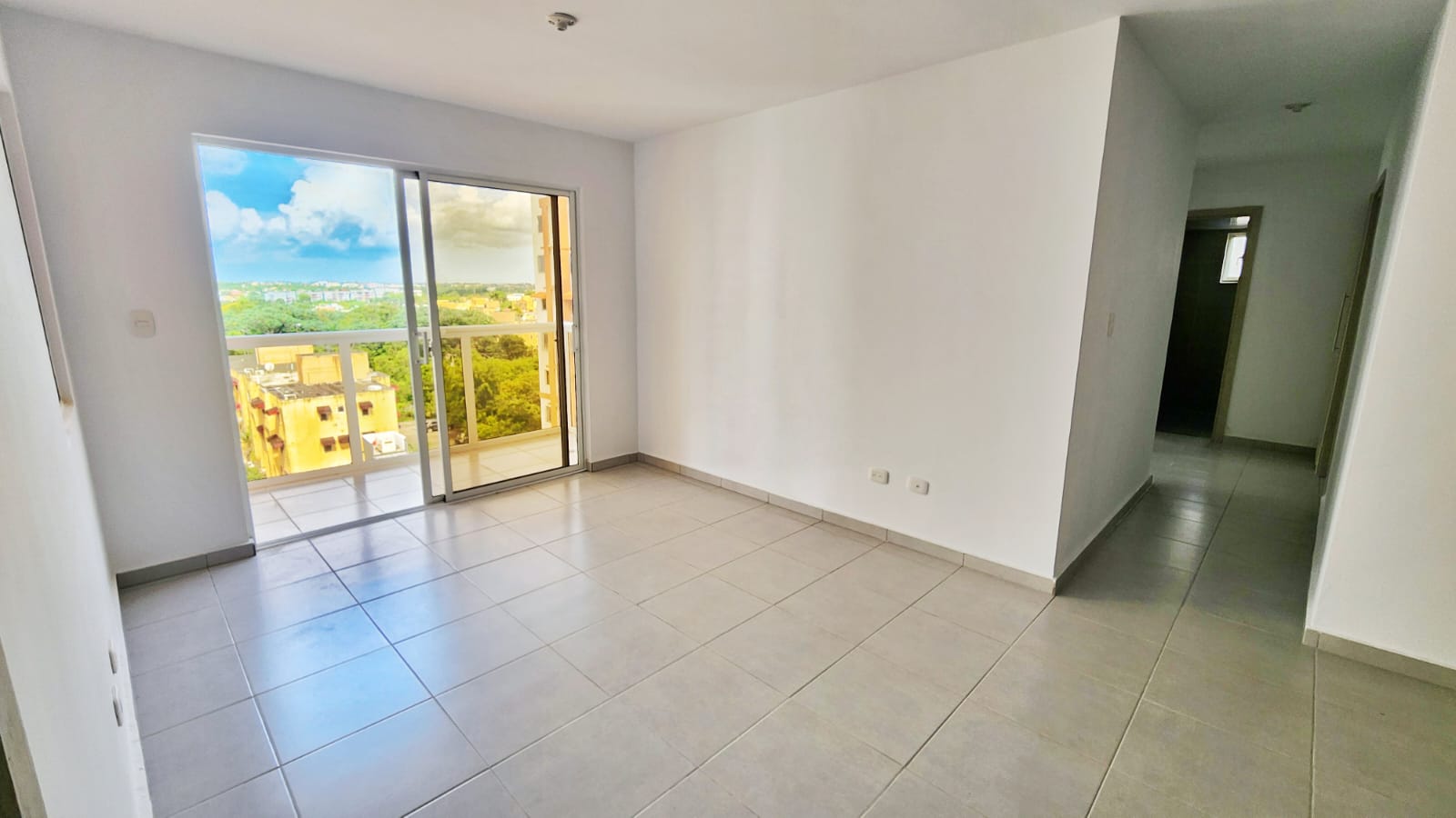 Apartamento en venta en moderna torre de la jacobo majluta piso 6 con  Foto 7240174-1.jpg