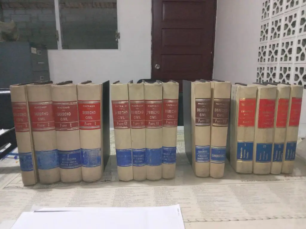 Libros de Derecho Civil Mazeaud Foto 7240206-6.jpg