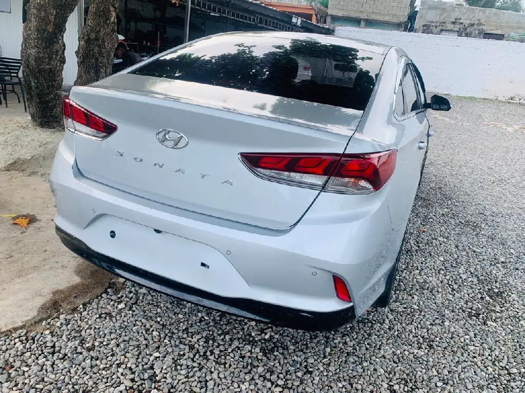 HYUNDAI SONATA NEW RISE 2018  Glp de Fabrica  Foto 7240208-4.jpg