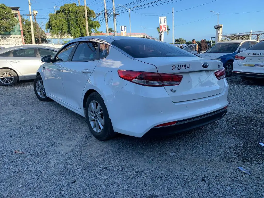 KIA K5 2018 GLP BLANCO DE FRABRICA  Foto 7240210-9.jpg