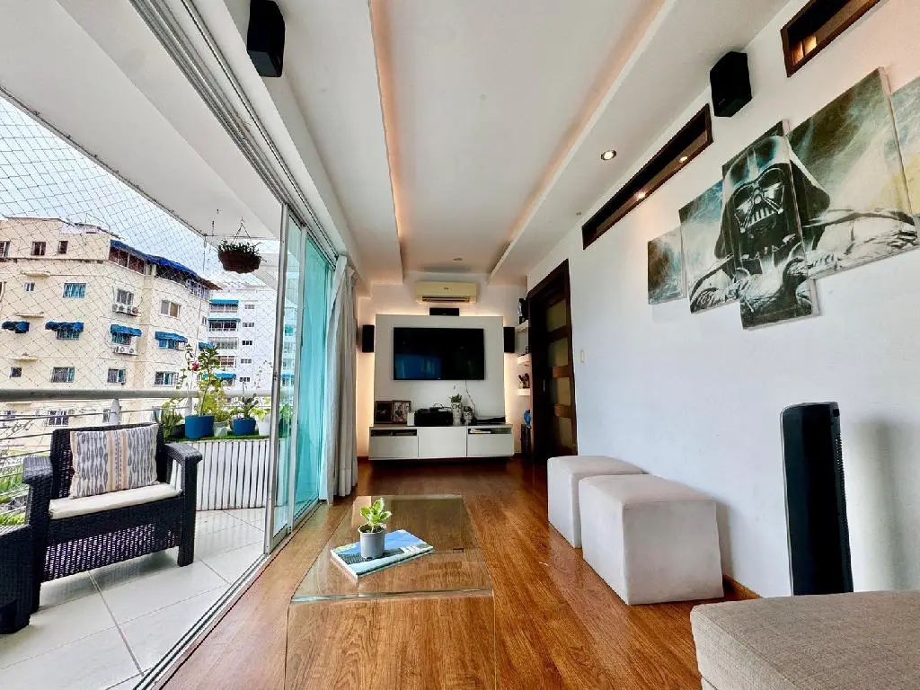 Apartamento 228 m2 y tres habitaciones en Urb. Real Foto 7240255-5.jpg