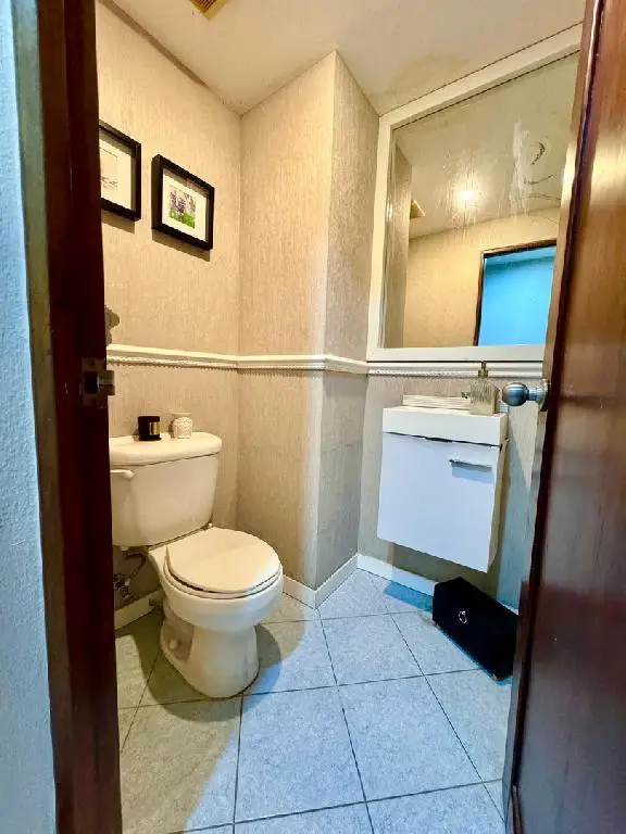 Apartamento 228 m2 y tres habitaciones en Urb. Real Foto 7240255-7.jpg