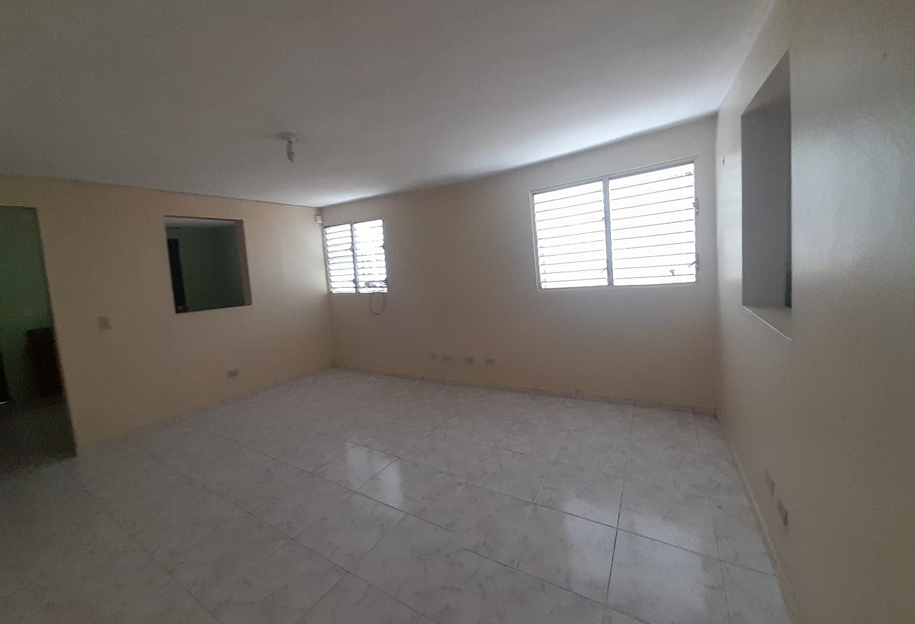 VENDO DOS CASAS UNA ENCIMA DE LA OTRA. SANTO DOMINGO ESTE. Foto 7240345-7.jpg
