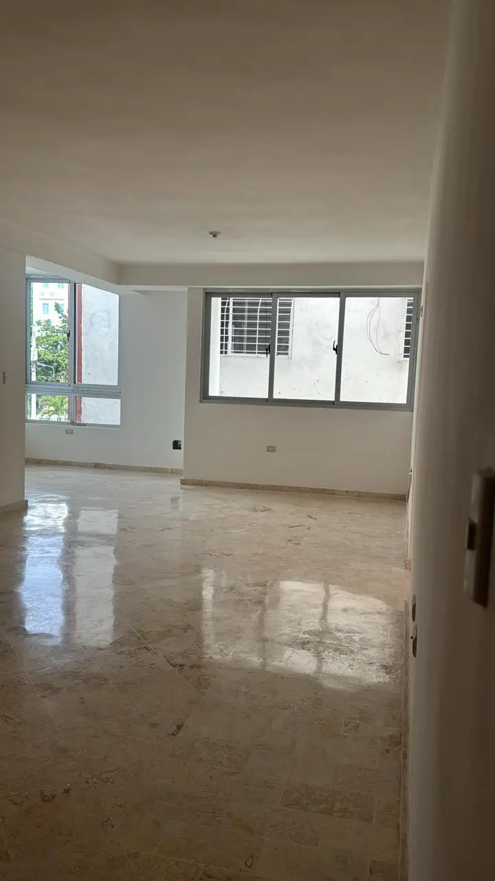 APARTAMENTO EN RENTA UBICADO EN EL SECTOR LOS ROS CERCA DE INTEC PROXI Foto 7240394-6.jpg