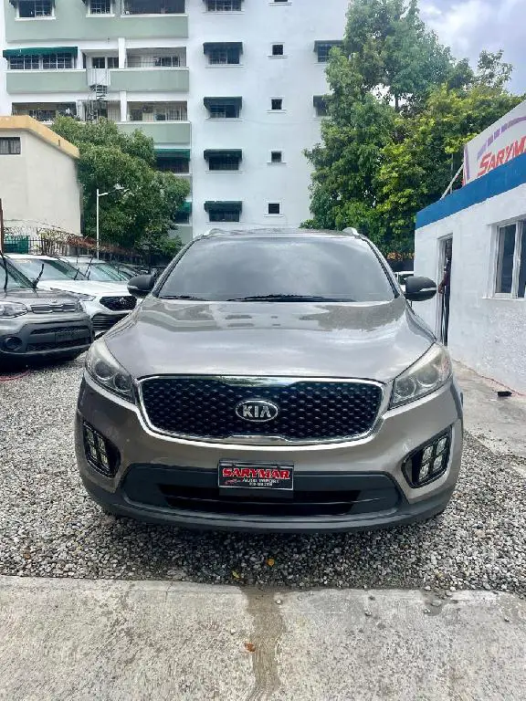 KIA SORENTO 3 FILAS 4X4 PIEL en Santo Domingo Este Foto 7240441-3.jpg