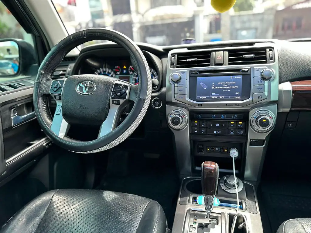 Toyota runner limited 2016  Foto 7240459-6.jpg