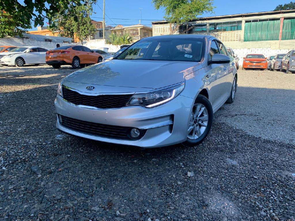 KIA K5 2017 GLP GRIS DE FRABRICA  Foto 7240555-10.jpg