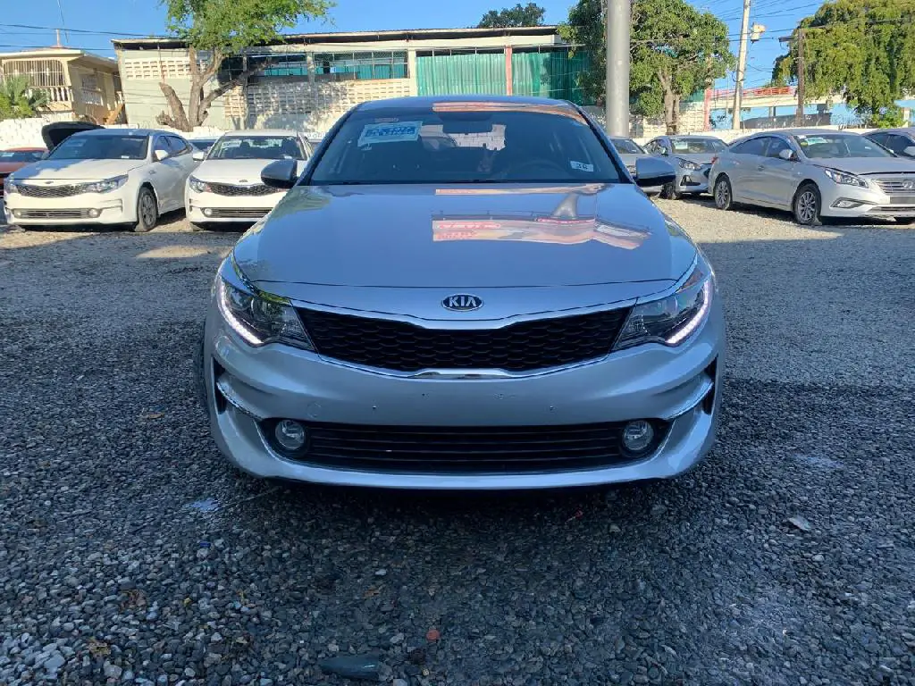 KIA K5 2017 GLP GRIS DE FRABRICA  Foto 7240555-3.jpg
