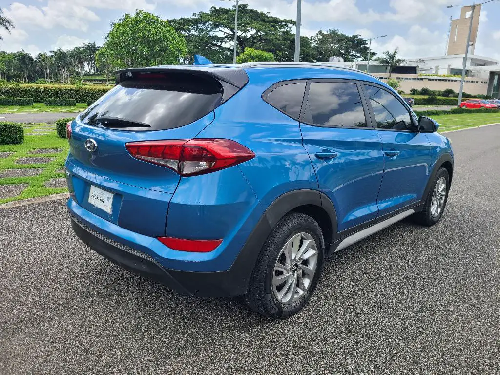 HYUNDAI TUCSON AWD 2018 Foto 7240662-5.jpg