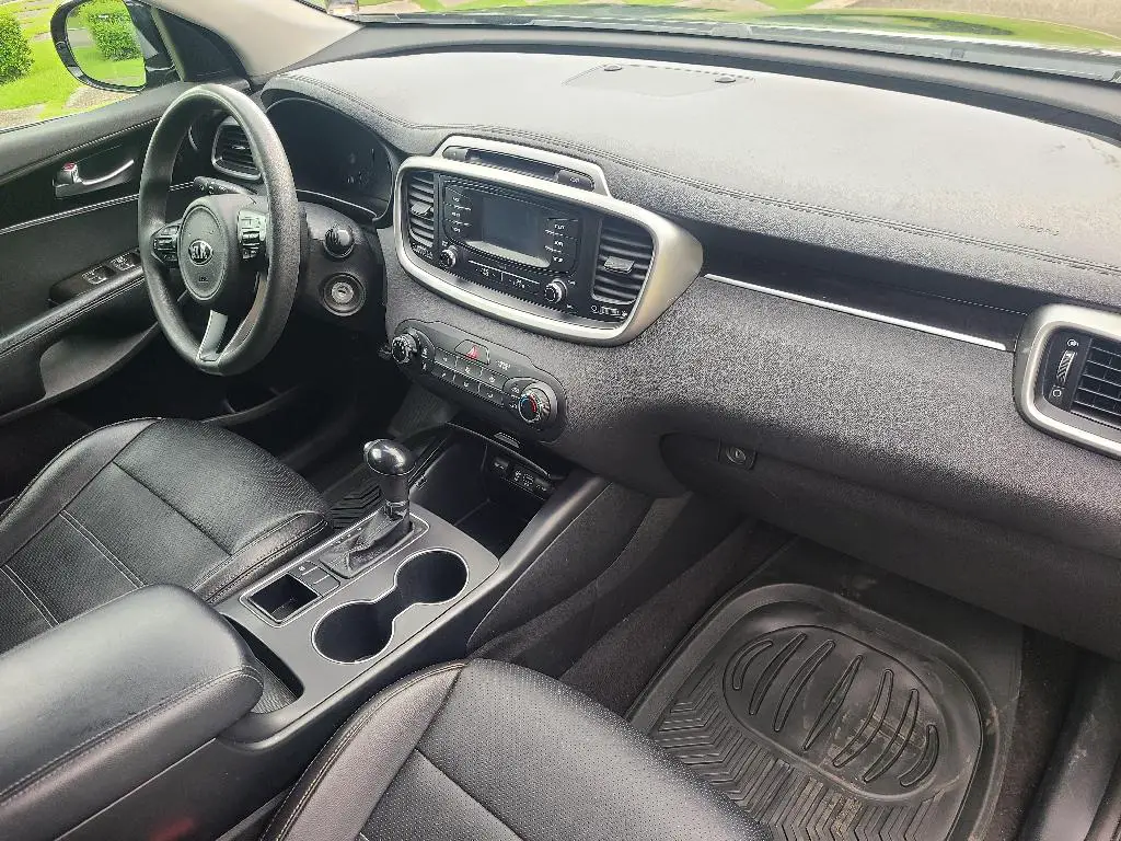 KIA SORENTO LX 2018 Foto 7240670-1.jpg