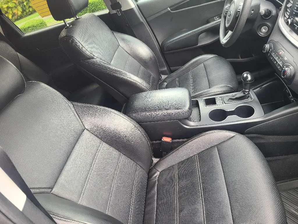 KIA SORENTO LX 2018 Foto 7240670-2.jpg