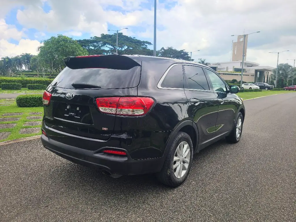 KIA SORENTO LX 2018 Foto 7240670-5.jpg