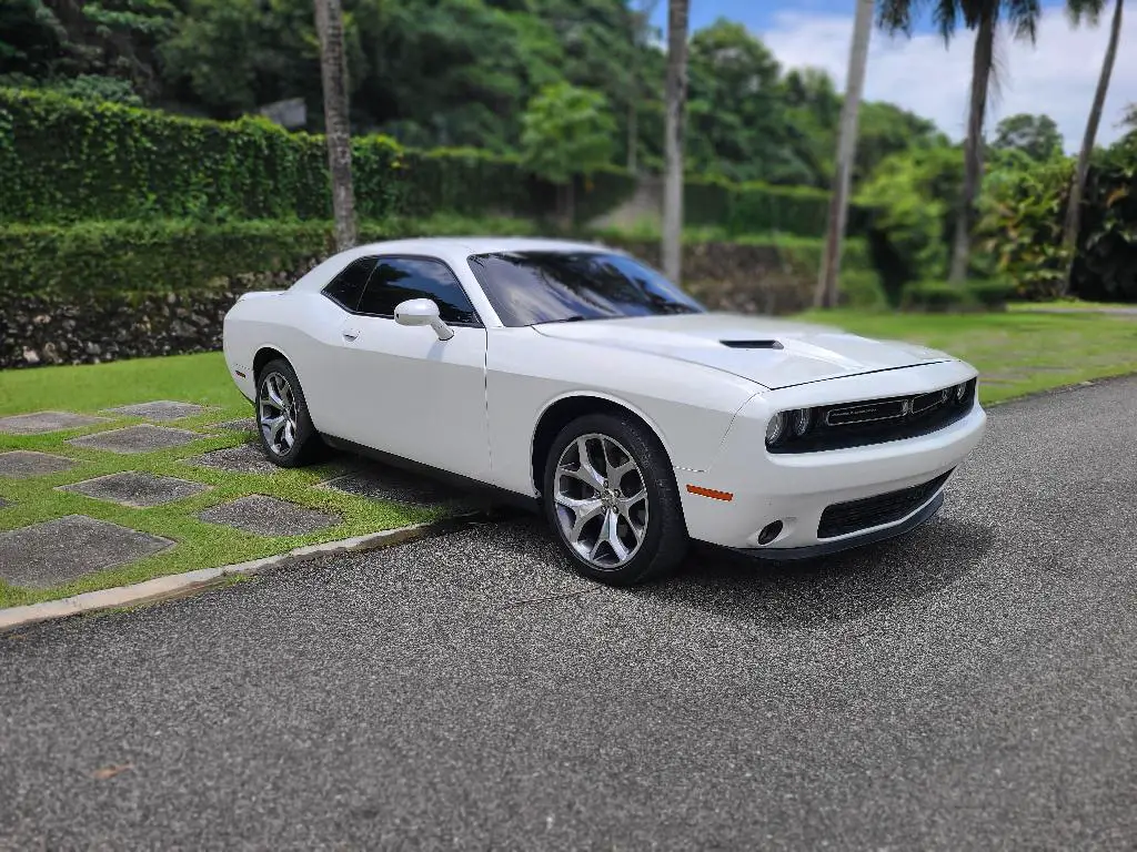 DODGE CHALLENGER V6 2015  Foto 7240673-10.jpg