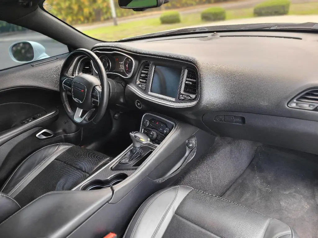 DODGE CHALLENGER V6 2015  Foto 7240673-5.jpg