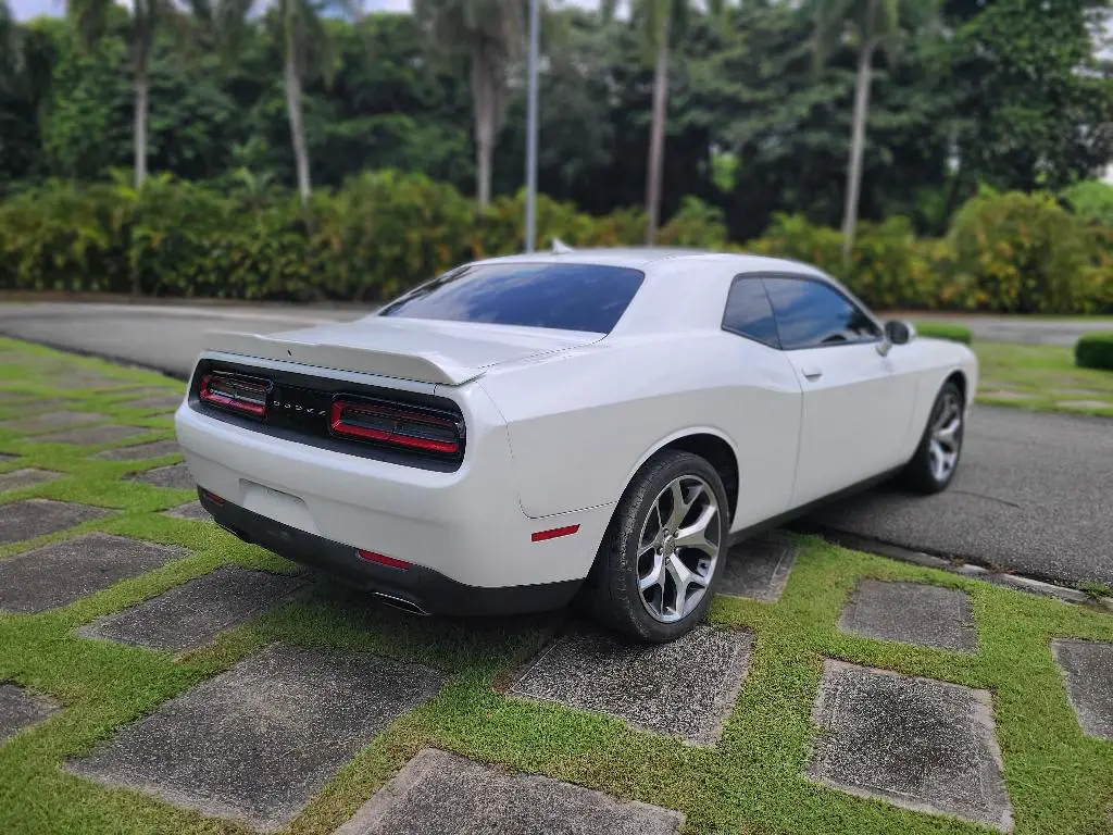 DODGE CHALLENGER V6 2015  Foto 7240673-6.jpg